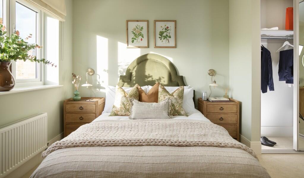 House in Cranleigh - View 5