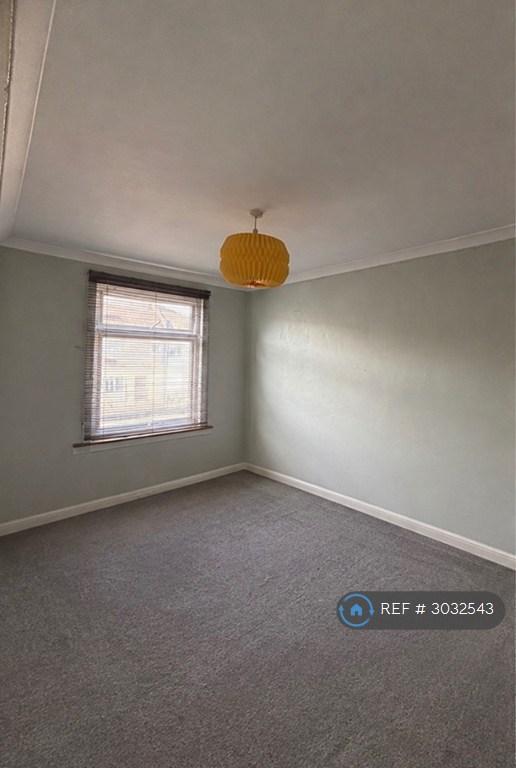 House in London - View 2
