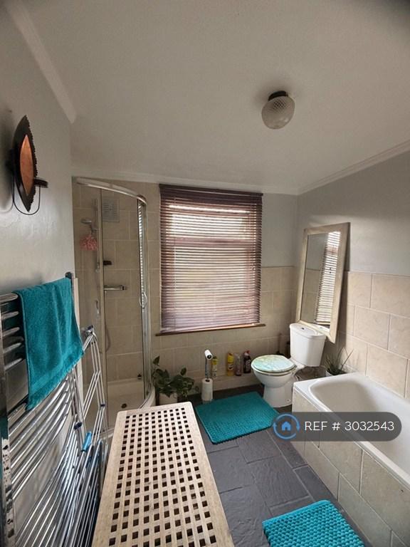 House in London - View 3
