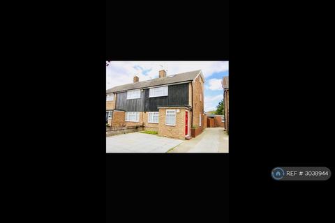 3 bedroom end of terrace house to rent, Keats Way, West Drayton, UB7