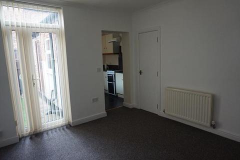 1 bedroom ground floor flat to rent, 23 Brook Street, Downstairs flat, CW2