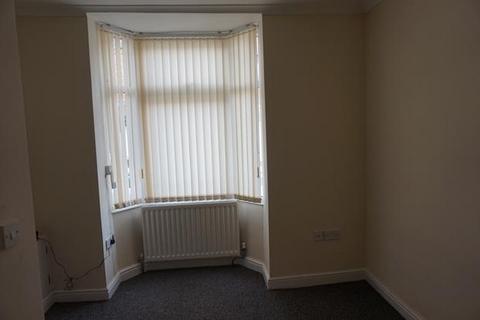 1 bedroom ground floor flat to rent, 23 Brook Street, Downstairs flat, CW2