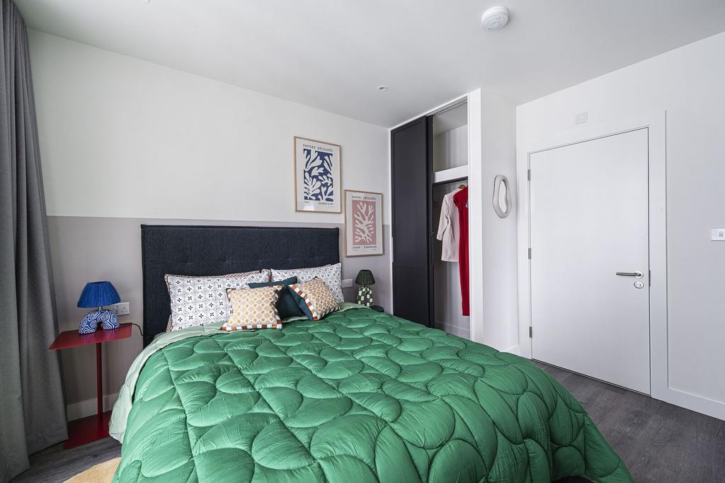 Apartment in London - More