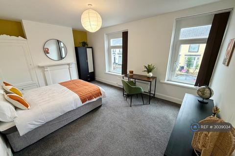 1 bedroom in a house share to rent, Marlborough Road, Swansea, SA2