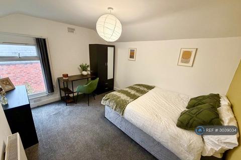 1 bedroom in a house share to rent, Marlborough Road, Swansea, SA2