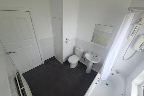 2 bedroom semi-detached house to rent, Chesterfield Road, North Wingfield, S42