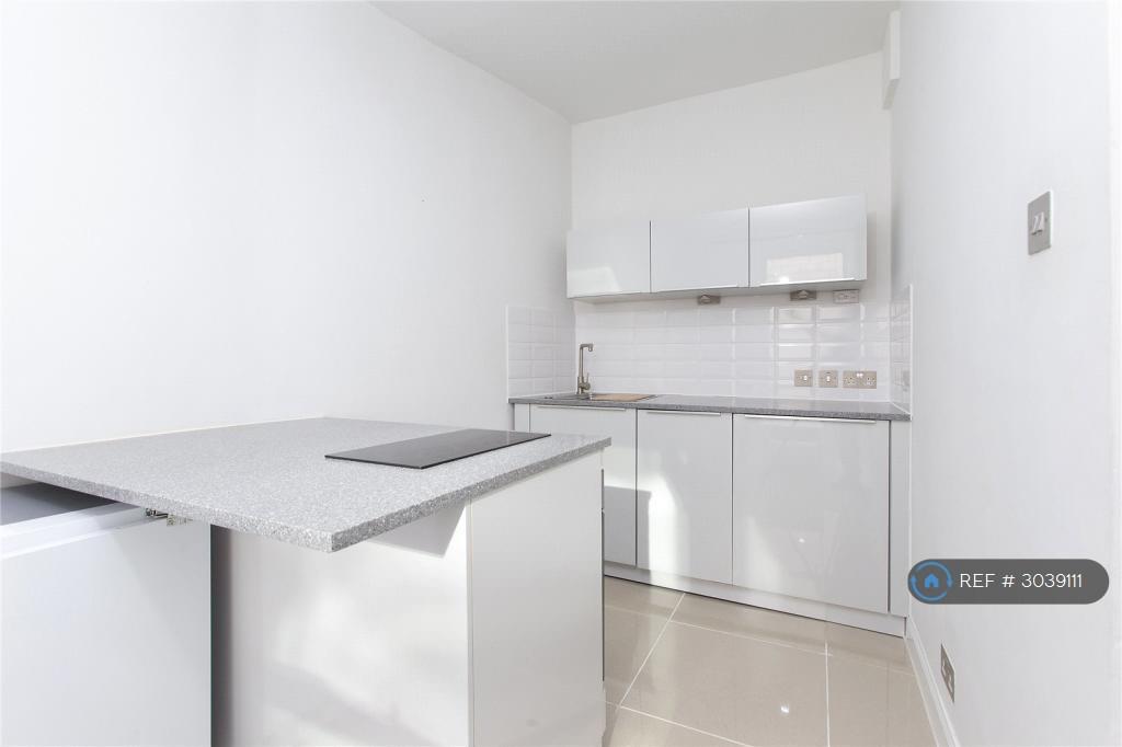Apartment in Edinburgh - View 2