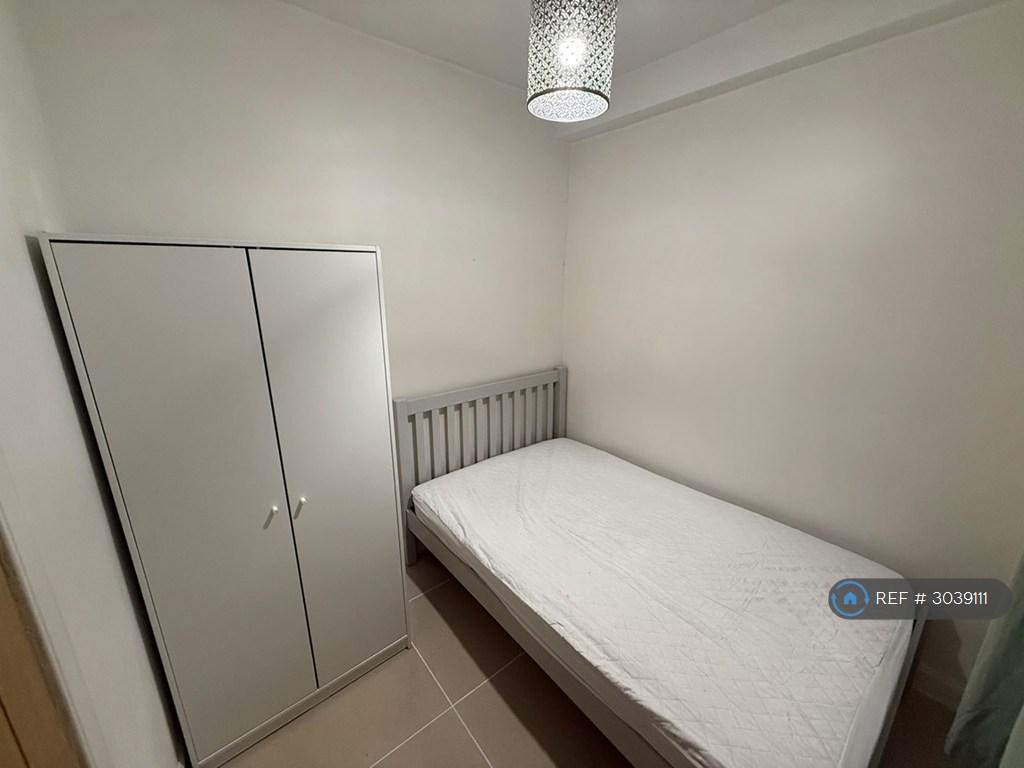 Apartment in Edinburgh - View 4