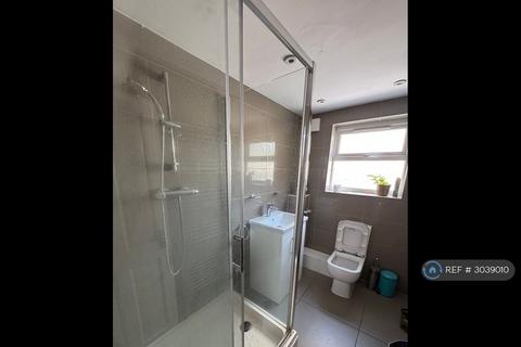 2 bedroom flat to rent, Brixton, London, SW9