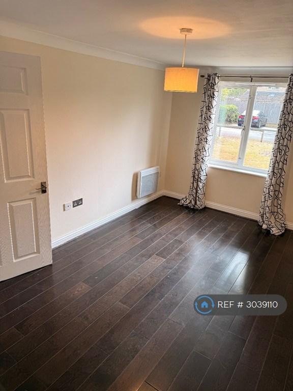 Apartment in Sunbury-On-Thames - View 5