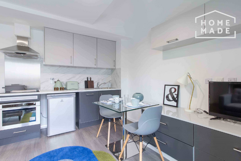 Studio to rent, Avon Studios, BA1