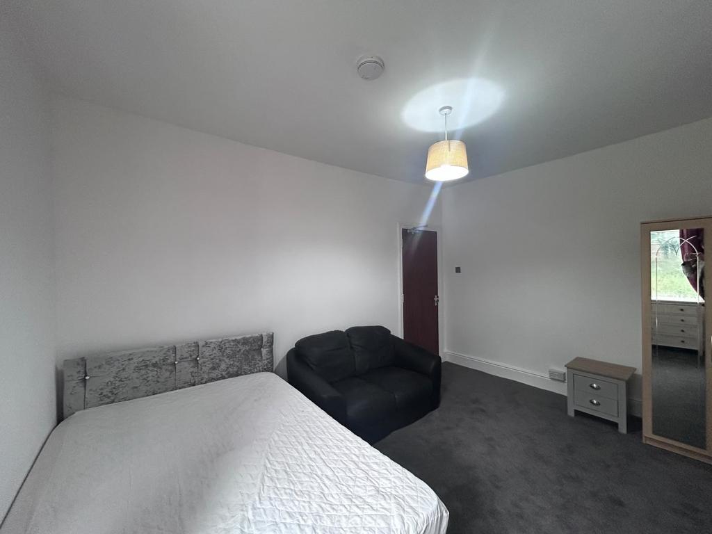 House in Birmingham - View 2