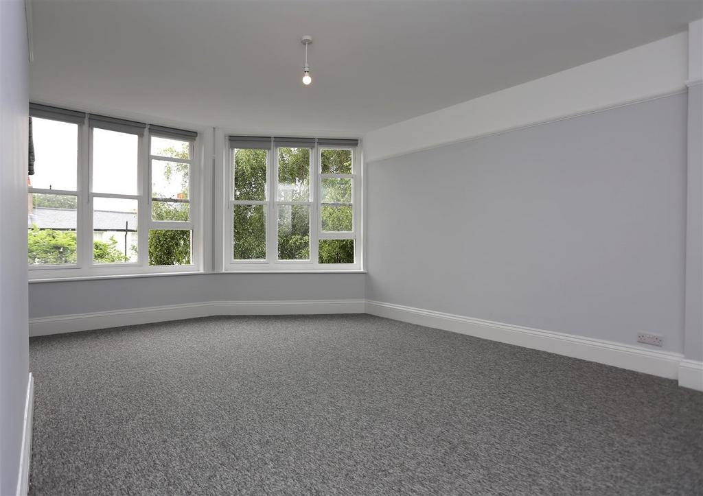 Apartment in Brighton, West Hill, Brunswick - View 5