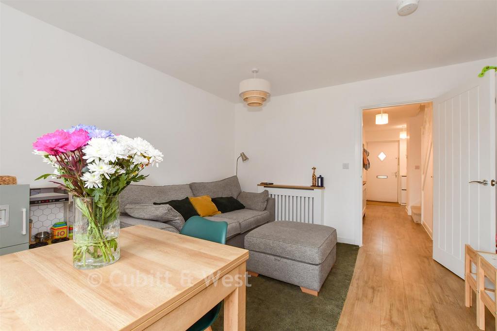 House in Crawley - View 3