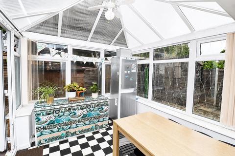 3 bedroom semi-detached bungalow for sale, Regent Close, Fleet GU51