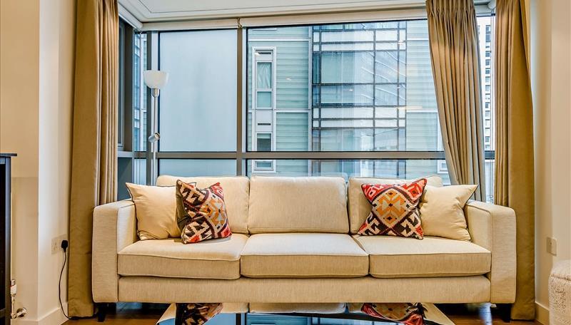 Apartment in London - View 3