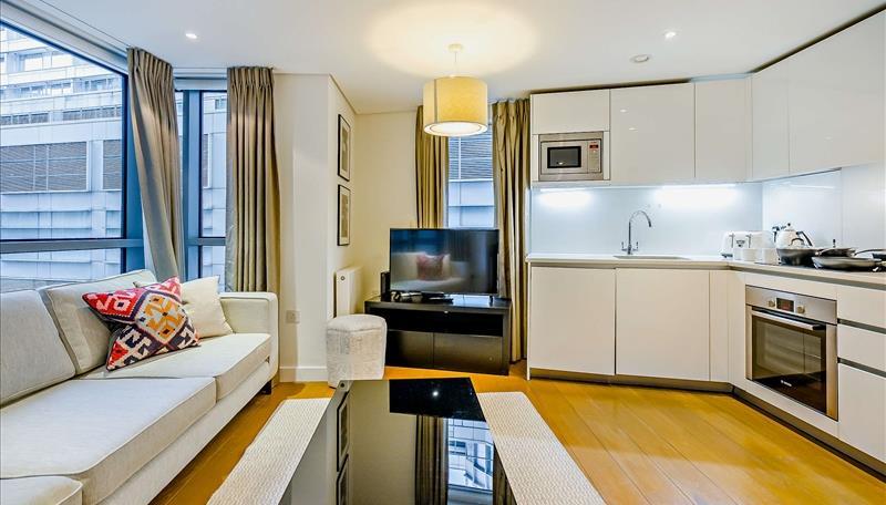 Apartment in London - View 5