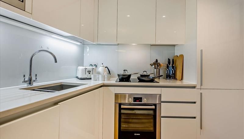 Apartment in London - More