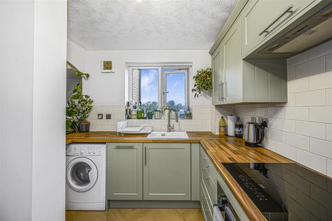 undefined, Seymour Road, London