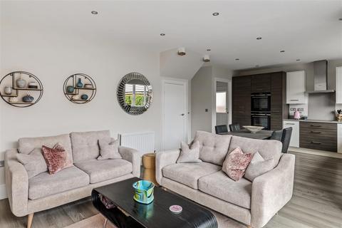 4 bedroom detached house for sale, Norris Lane, Haywards Heath