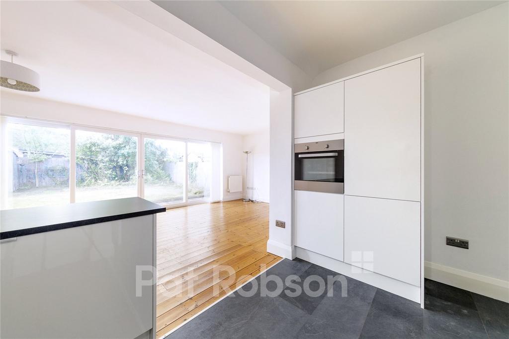 House in Newcastle upon Tyne, Tyne and Wear - More
