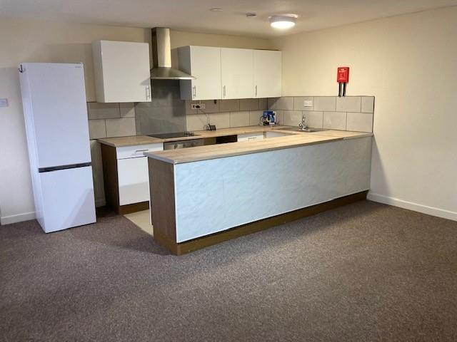 Apartment in Cambridge - View 3