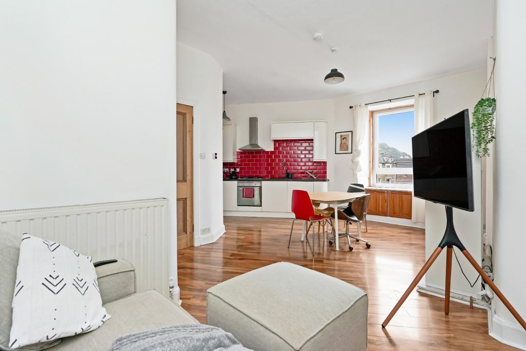 Apartment in Edinburgh - View 2