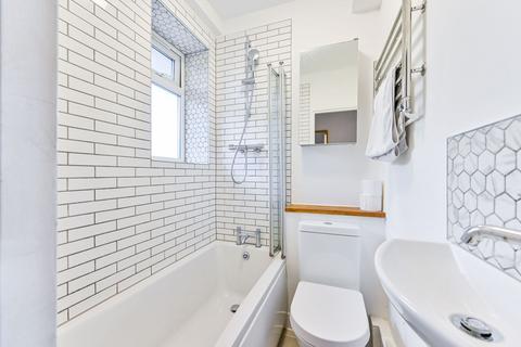 1 bedroom flat for sale, Lordship Terrace, Stoke Newington, London, N16