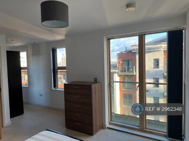 Apartment in Manchester, Greater Manchester - View 2