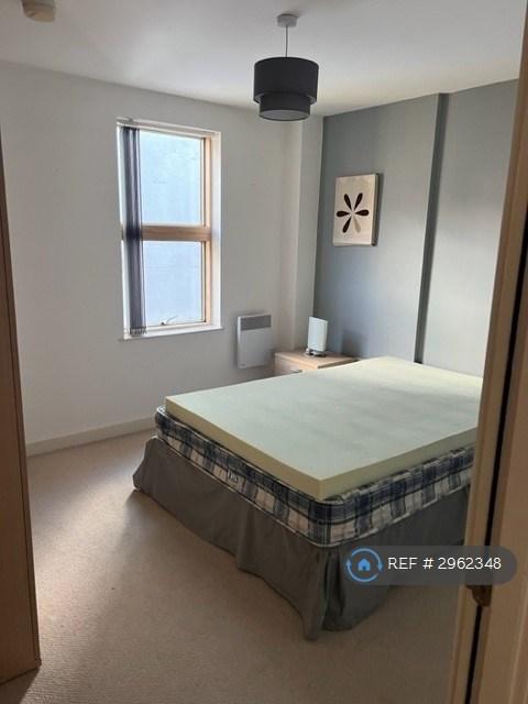 Apartment in Manchester, Greater Manchester - View 4