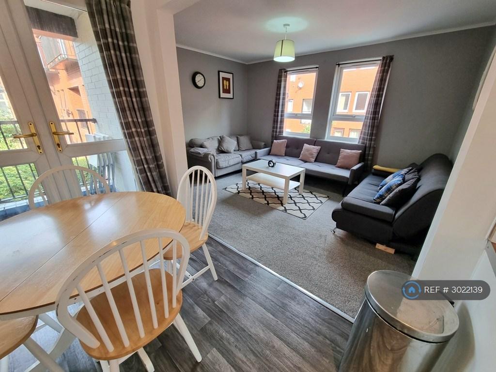 Apartment in Manchester, Smithfield Gardens, City Centre - View 2