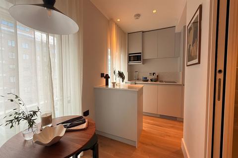 Studio to rent, Gloucester Road, Kensington And Chelsea, London, SW7