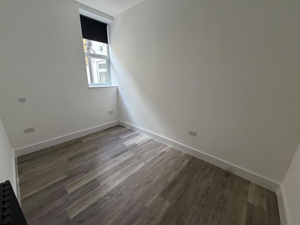 Apartment in London, Woodside Park - View 4