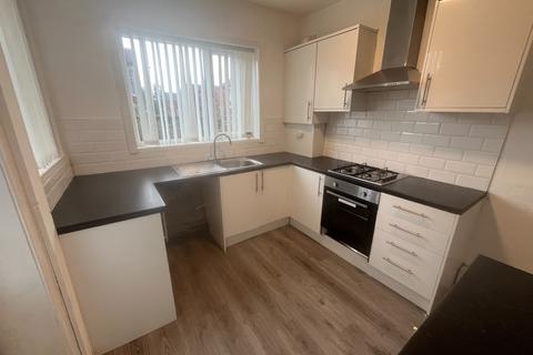 3 bedroom semi-detached house to rent, Egerton Street, Prestwich, M25