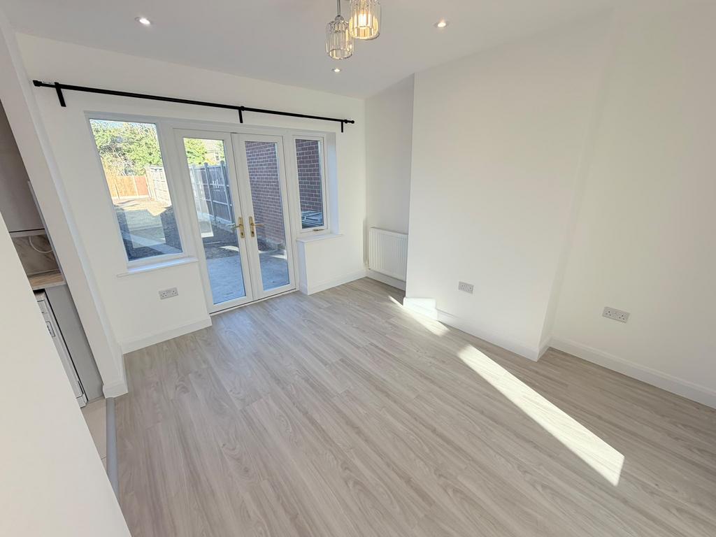 House in Harrow - View 3