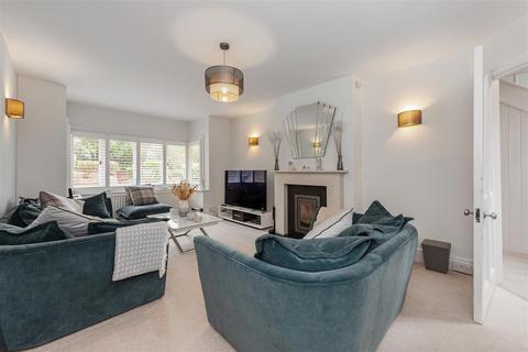 5 bedroom detached house for sale, Longdown Close, Lower Bourne, Farnham
