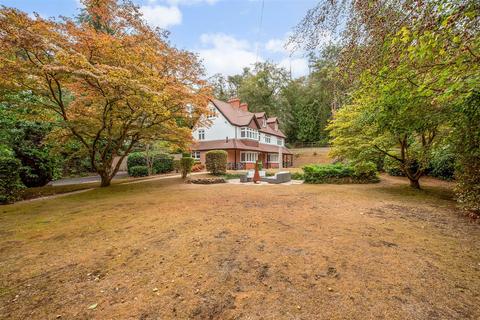 5 bedroom detached house for sale, Longdown Close, Lower Bourne, Farnham