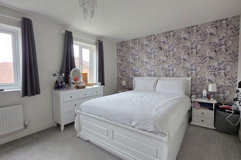 2 bedroom semi-detached house for sale, Swordfish Avenue, Southam, CV47