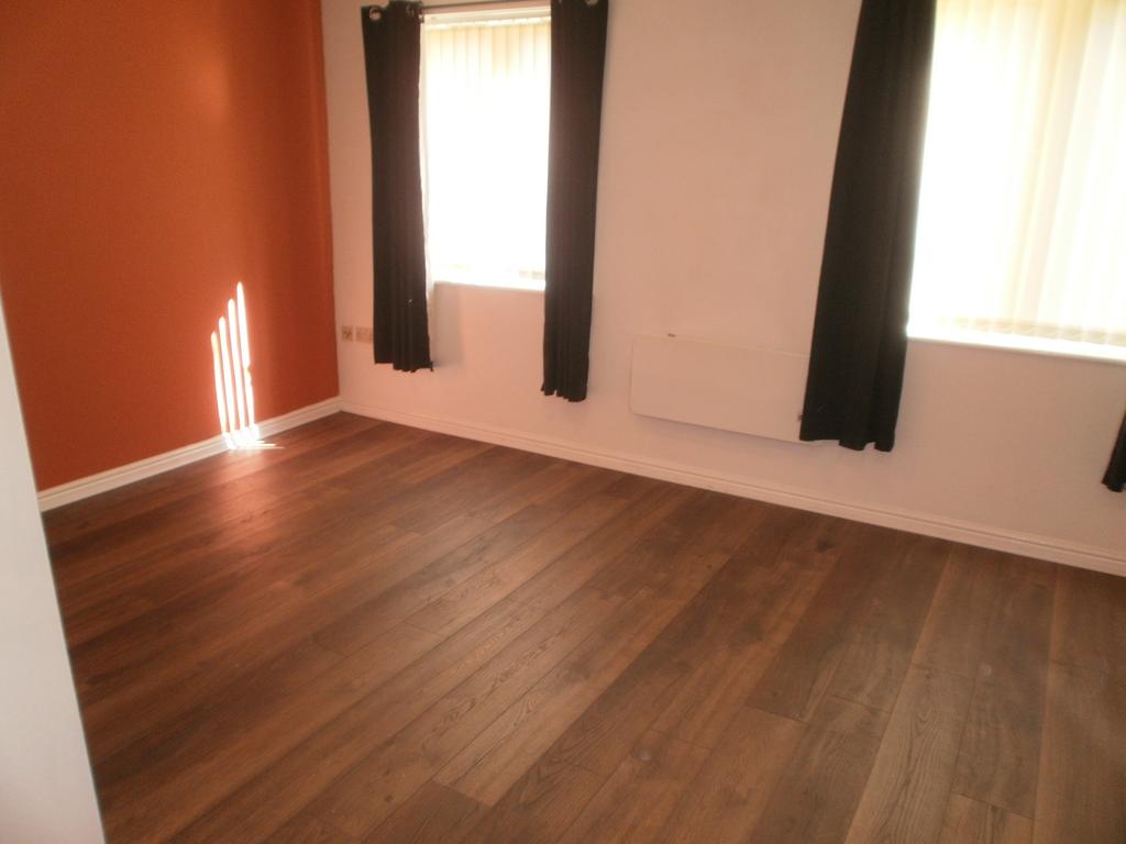 Apartment in Middlesbrough - View 4