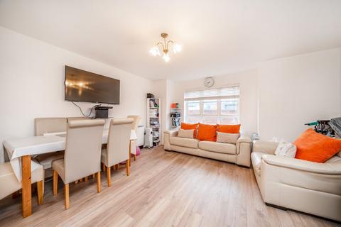 undefined, Perkin Close, Hounslow TW3