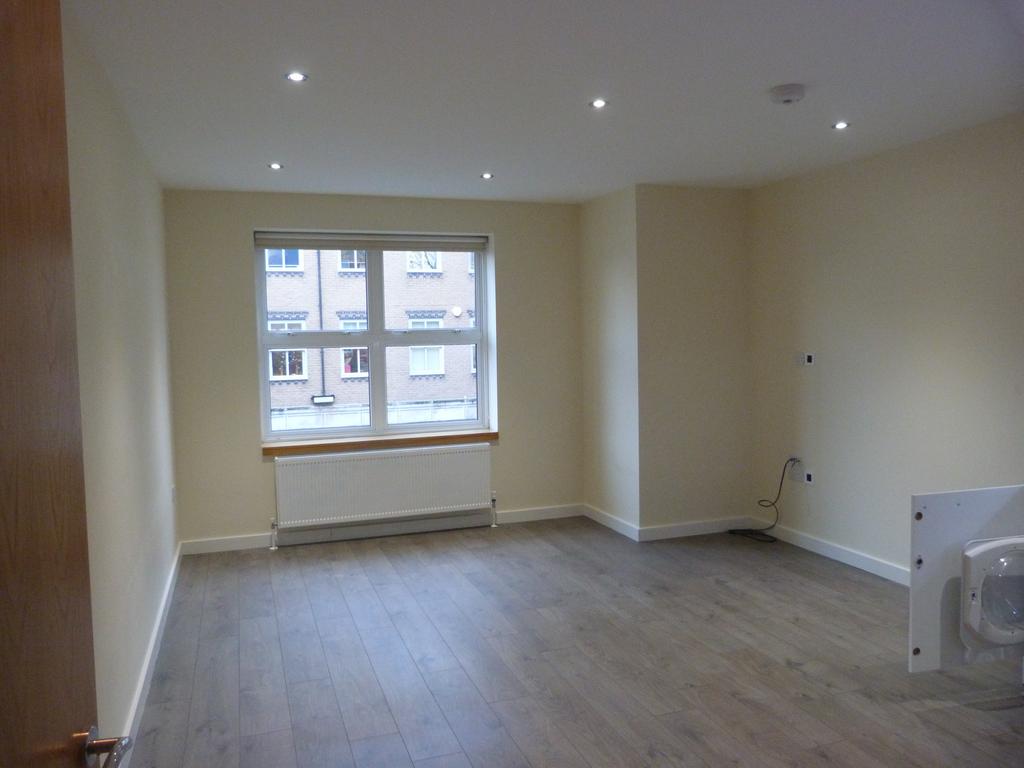 Apartment in Bromley - View 2