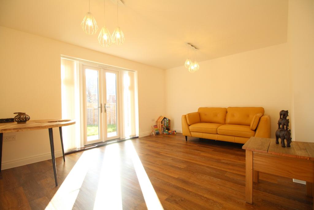 House in Dartford - View 3