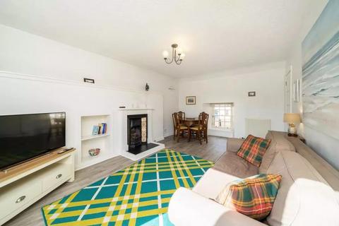 2 bedroom flat for sale, High Street South, Crail KY10