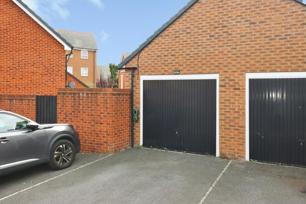 House in Bristol - View 3