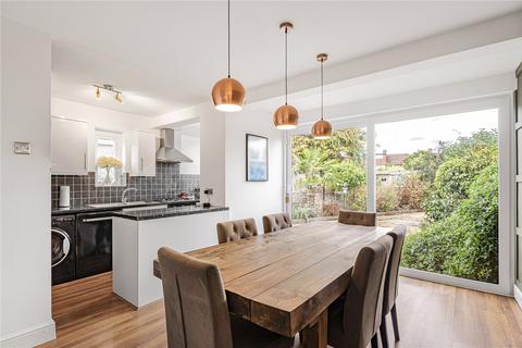 3 bedroom semi-detached house for sale, Westdean Avenue, London, SE12