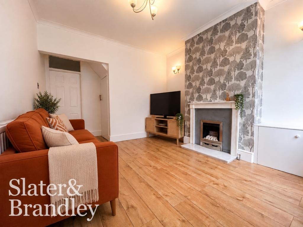 House in Nottingham - View 2