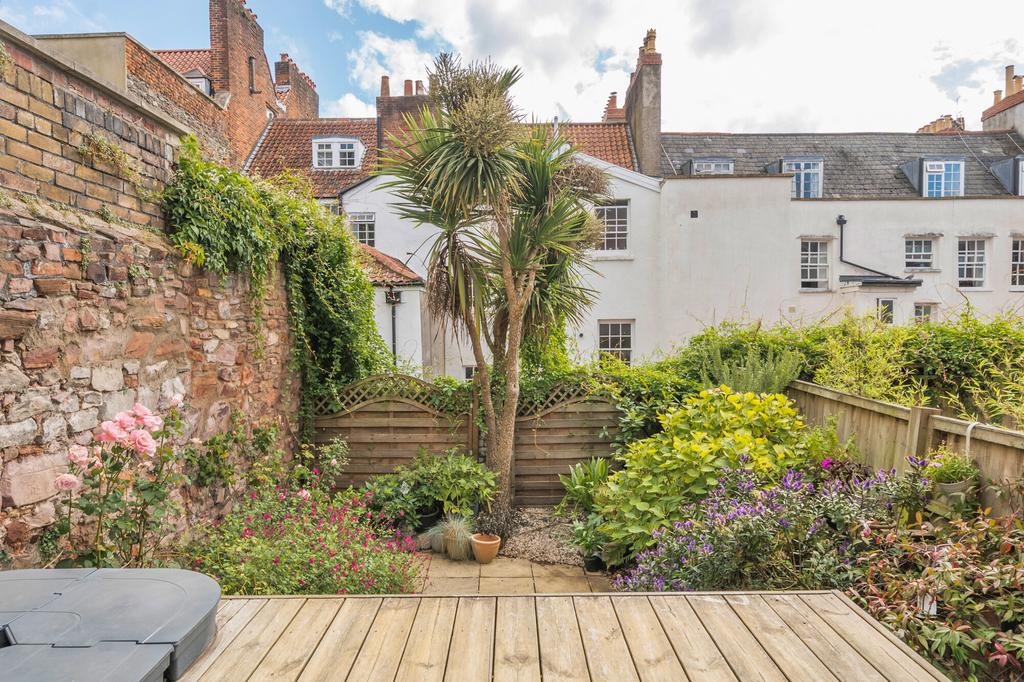 House in Bristol - View 2