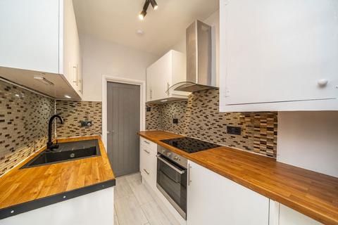 2 bedroom house for sale, Cowick Road, London SW17
