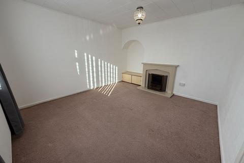 3 bedroom semi-detached house to rent, Davenport Road, Leicester, LE5
