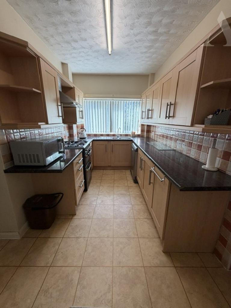 House in Birmingham, West Midlands - View 5